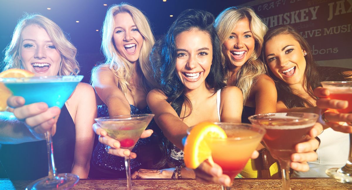 5 women enjoying drinks