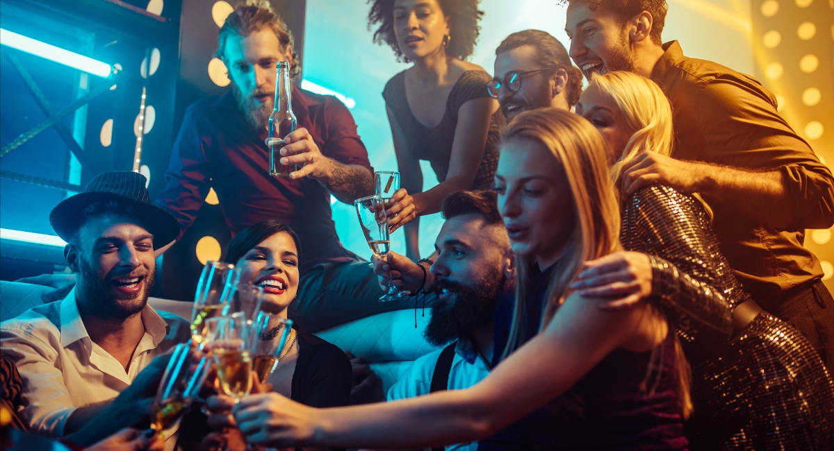 Clubs with bottle service chandler